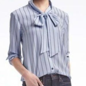 Banana Republic Bow Shirt Lt Blue w Blu/Wht stripe
